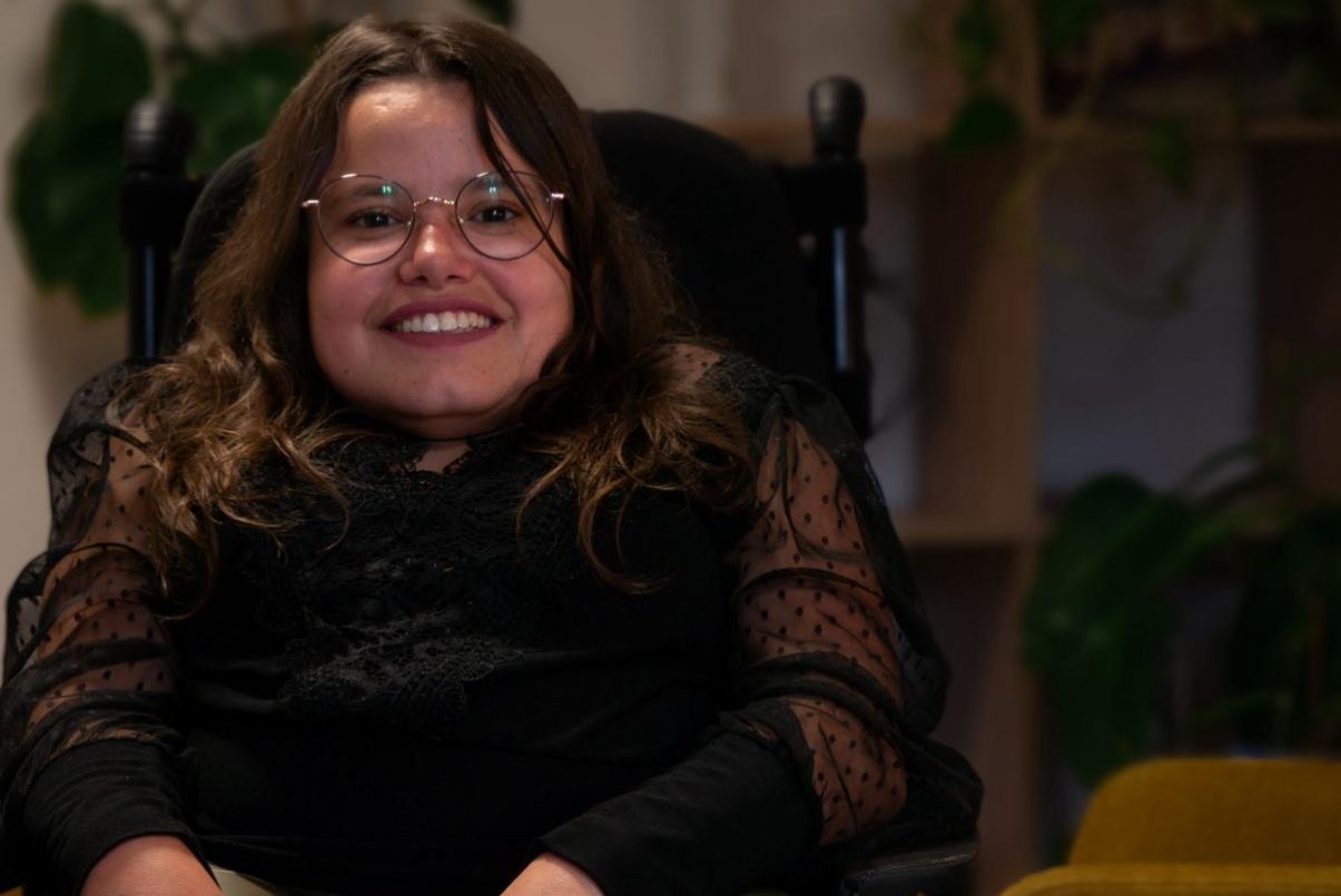 Coralie cheffe d'entreprise en situation de handicap