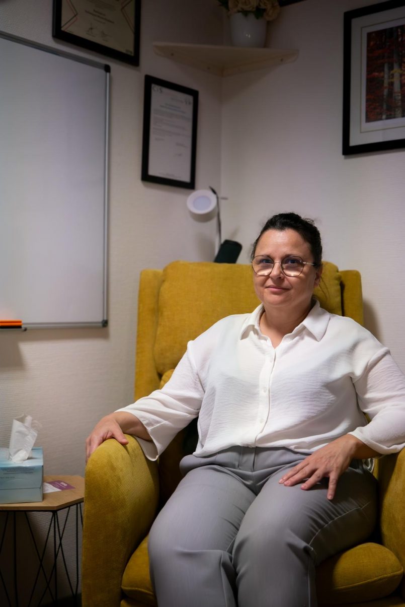 Marie-Lucie Fernin, psychopraticienne et coach en entreprise, membre du réseau Lorainea. Spécialiste du développement du leadership et du bien-être au travail, elle accompagne les entrepreneurs dans la gestion du stress et le développement de la patience comme compétence professionnelle