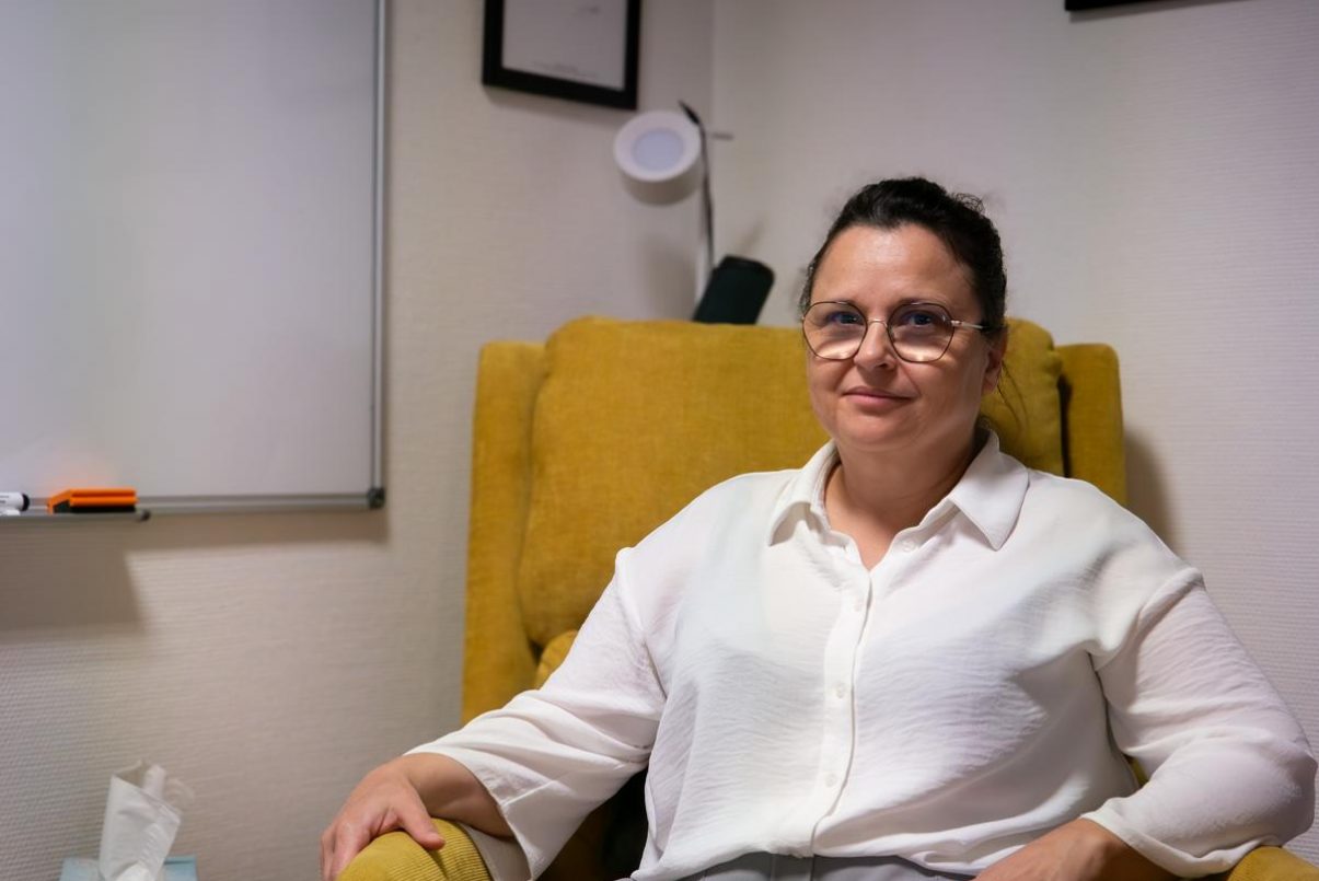 Marie-Lucie Fernin, psychopraticienne et coach en entreprise, membre du réseau Lorainea. Spécialiste du développement du leadership et du bien-être au travail, elle accompagne les entrepreneurs dans la gestion du stress et le développement de la patience comme compétence professionnelle